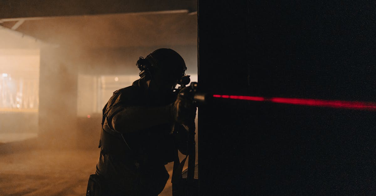 英雄联盟：伍佰年微商app详情下载教程