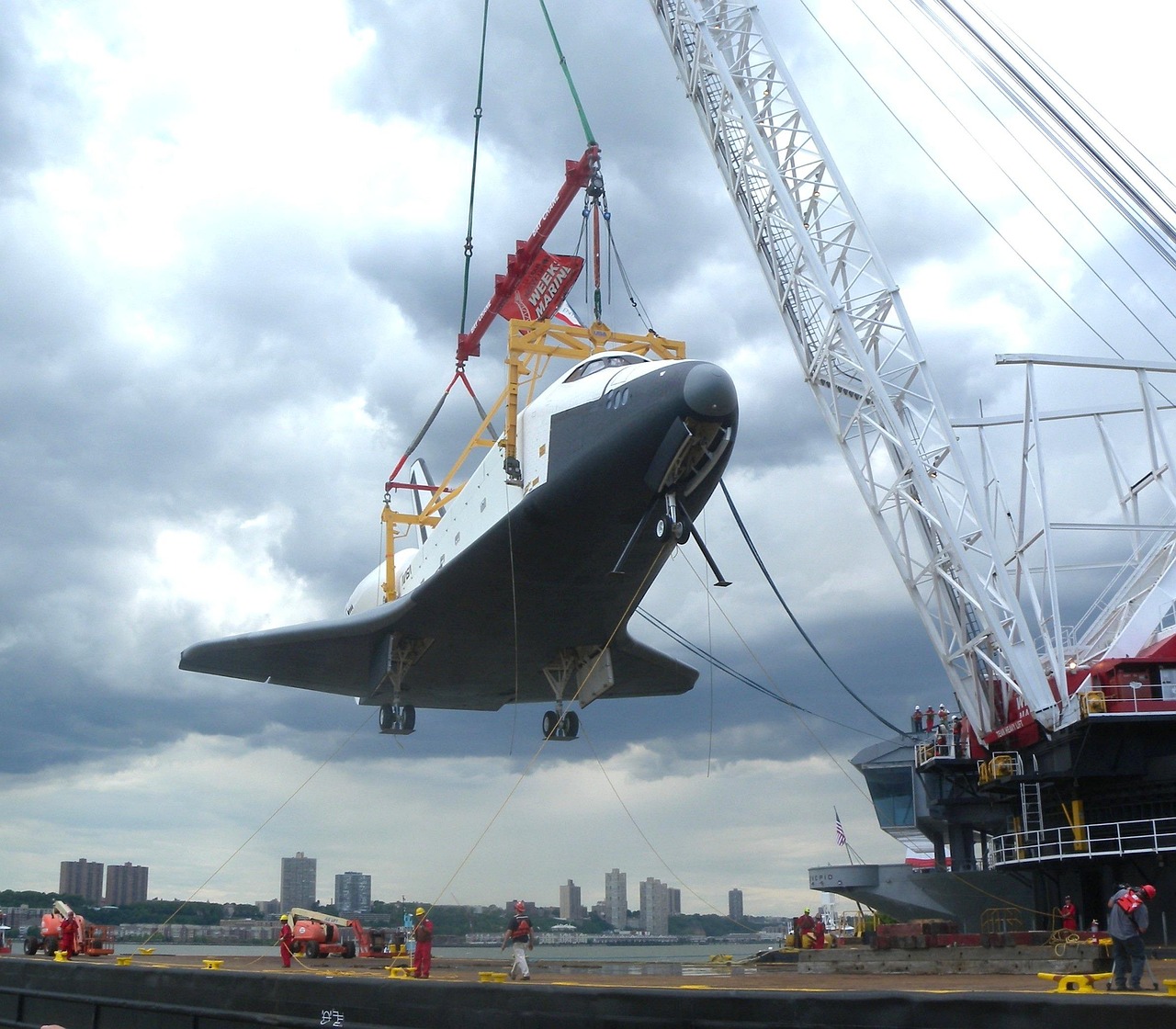 网易手机卡实名账号：实名制账号的舆论监管和引导