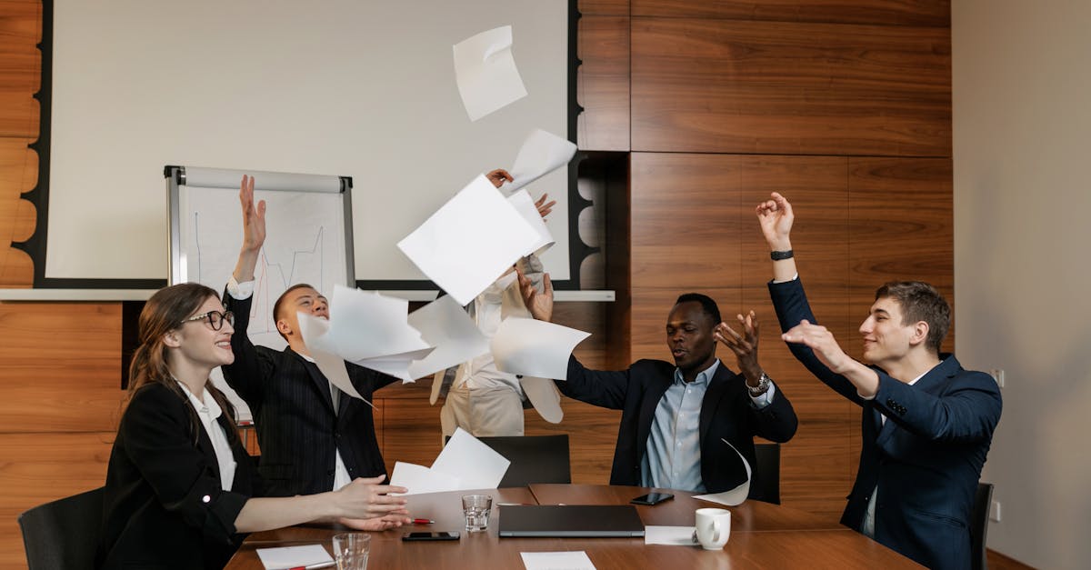 三网卡实名账号：新手炒股适合哪个平台开户